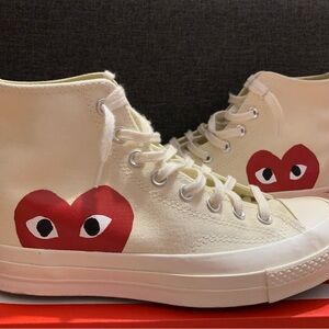 White converse comme des garçons